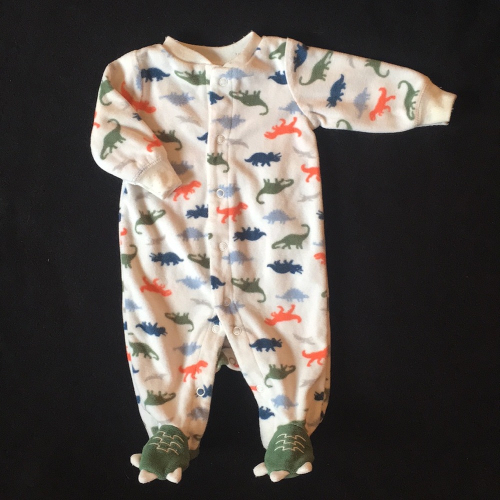 🦖Carter’s Dinosaur Fleece Footie Pajamas🦖